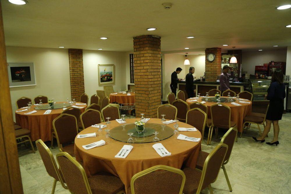 Villa Caceres Hotel Naga  Eksteriør bilde