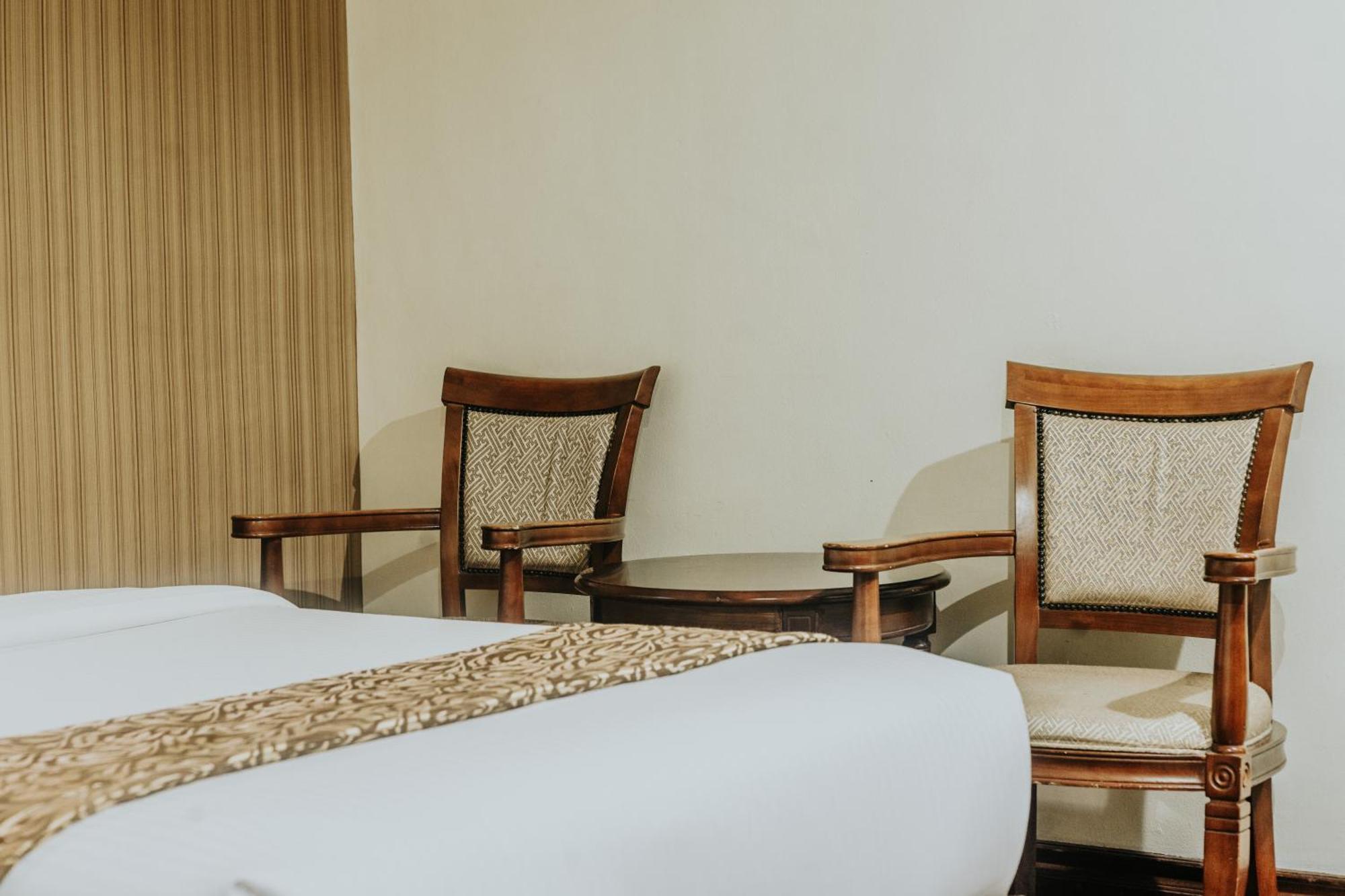 Villa Caceres Hotel Naga  Eksteriør bilde